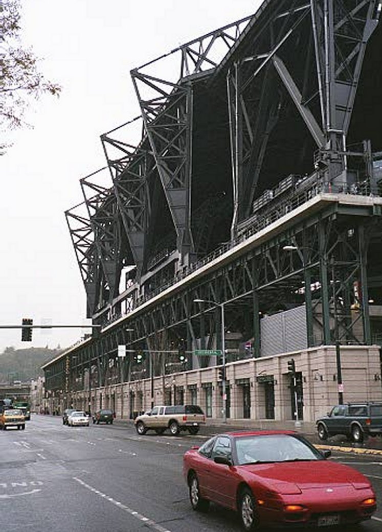 Retractable Roof Runway Structure